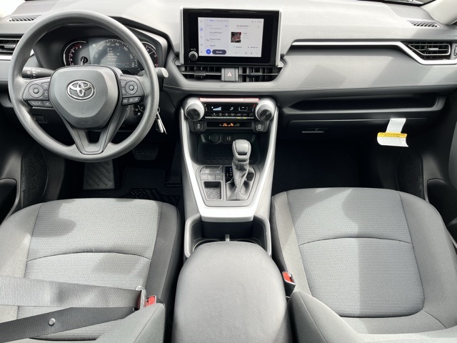2025 Toyota RAV4 LE photo 5