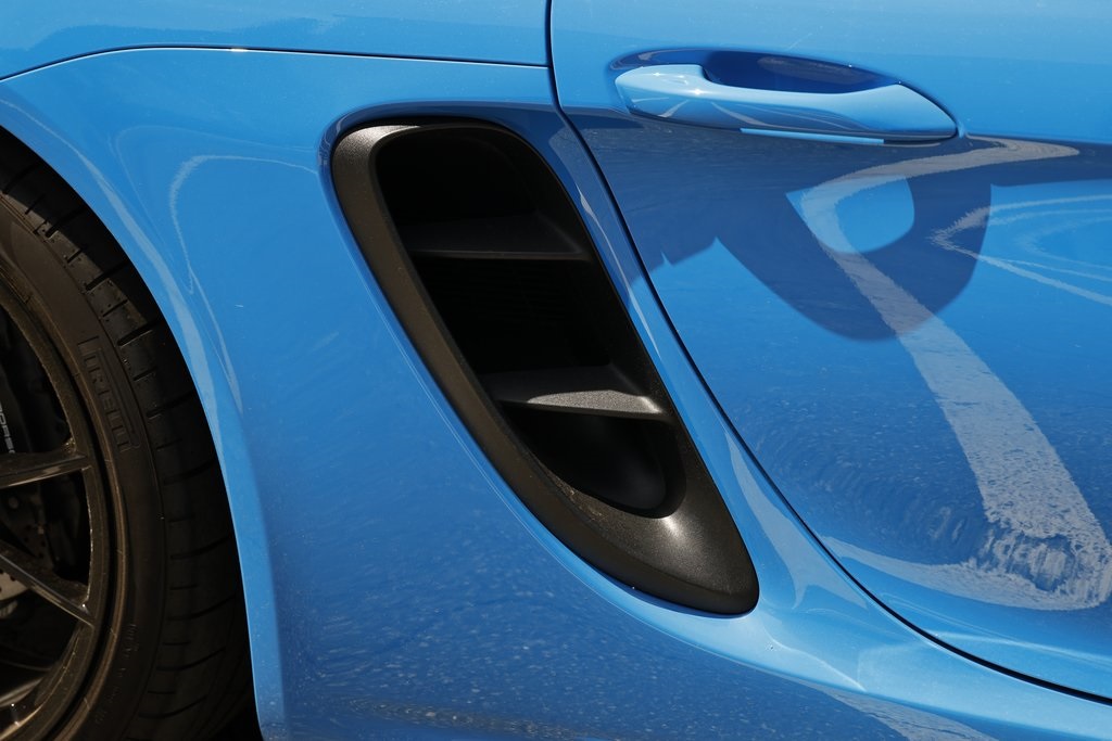 2025 Porsche Cayman Base photo 13