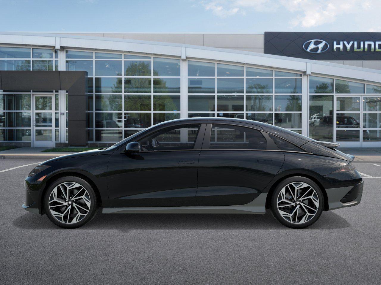 2025 Hyundai Ioniq 6 SEL photo 3
