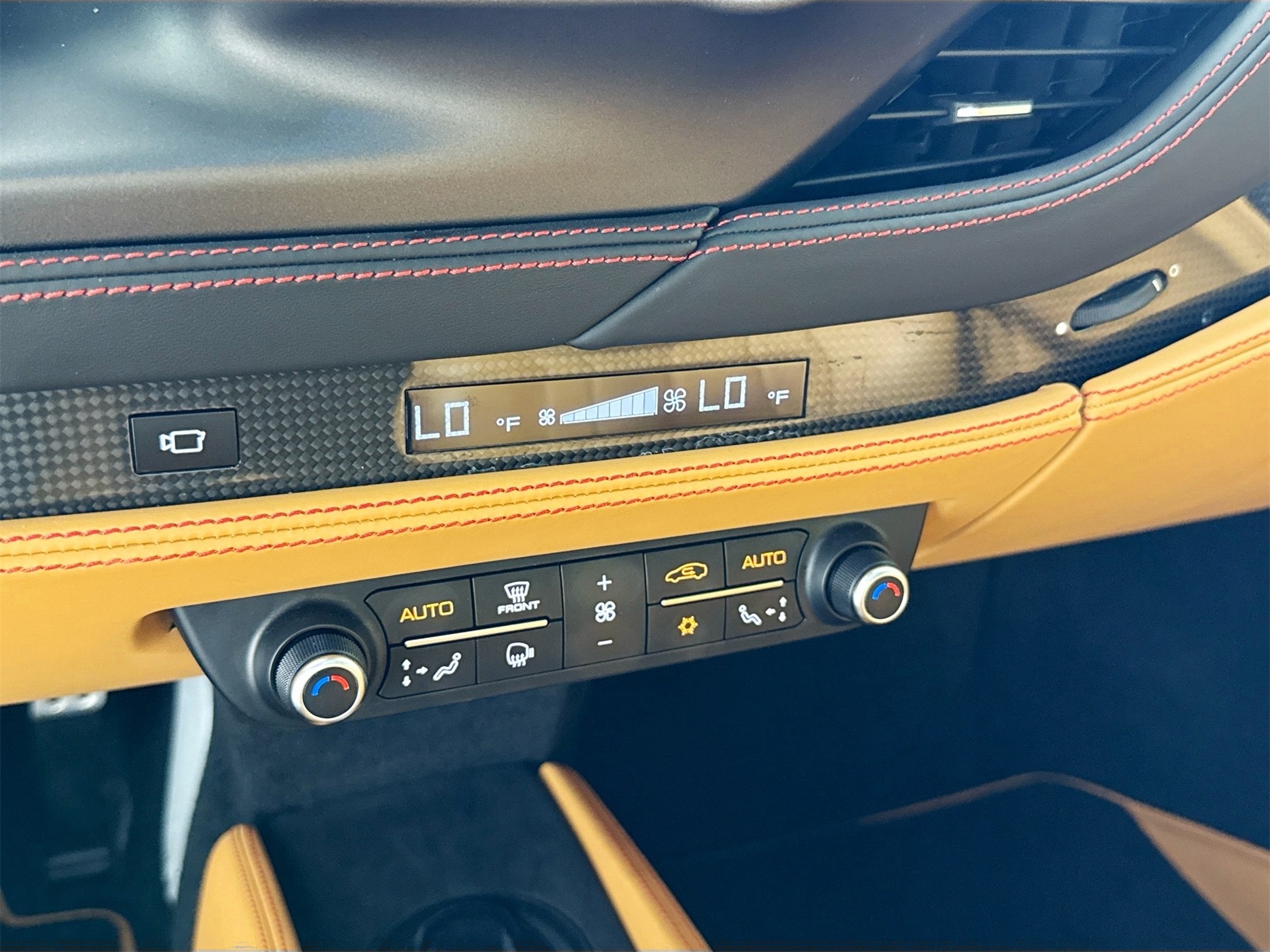 2021 Ferrari F8 Tributo Base photo 12