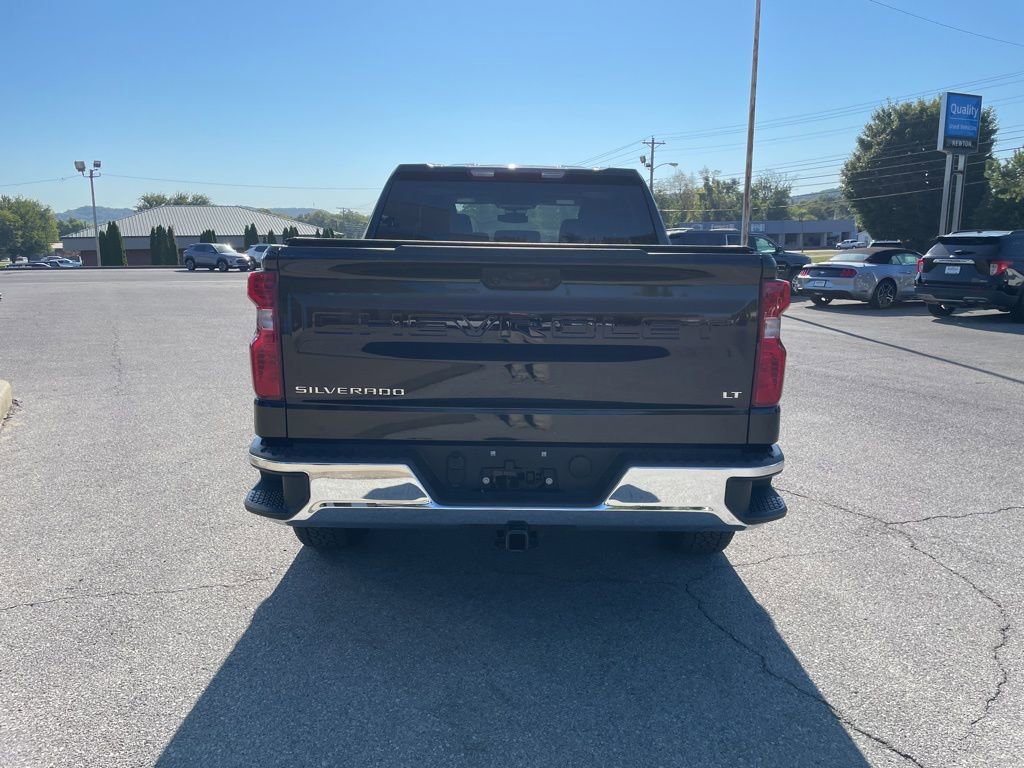 2023 Chevrolet Silverado 1500 LT photo 7