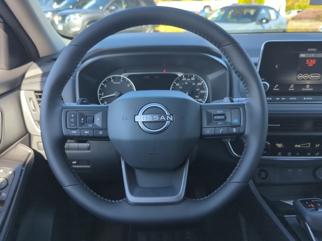 2026 Nissan Rogue SV AWD photo 20