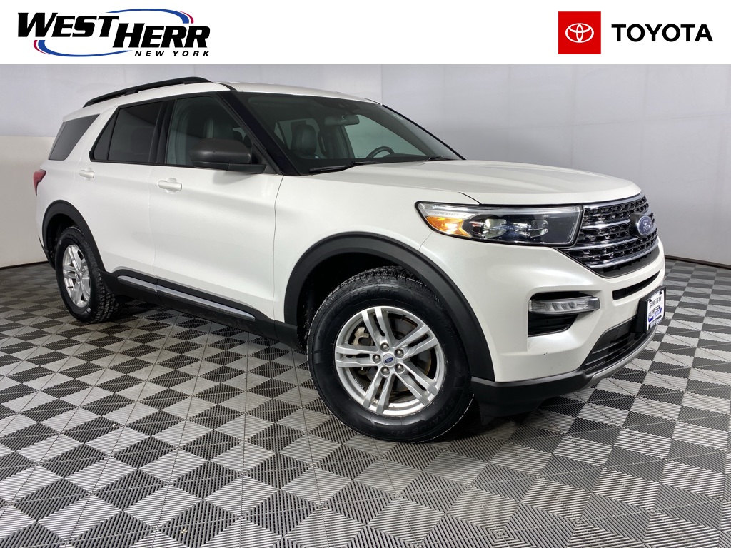 2020 Ford Explorer XLT's photo