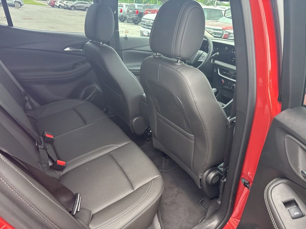 2024 Buick Encore GX Sport Touring photo 13