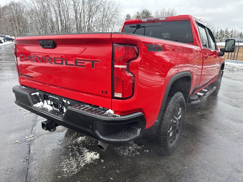2025 Chevrolet Silverado 2500HD LT photo 2