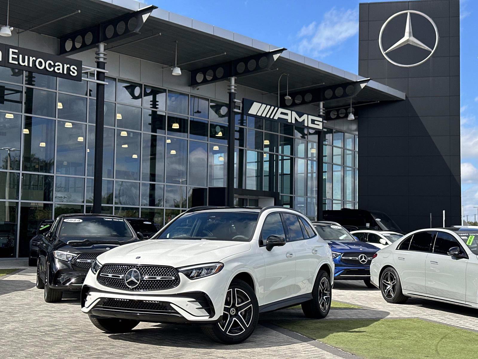 2026 Mercedes-Benz GLC Base's photo