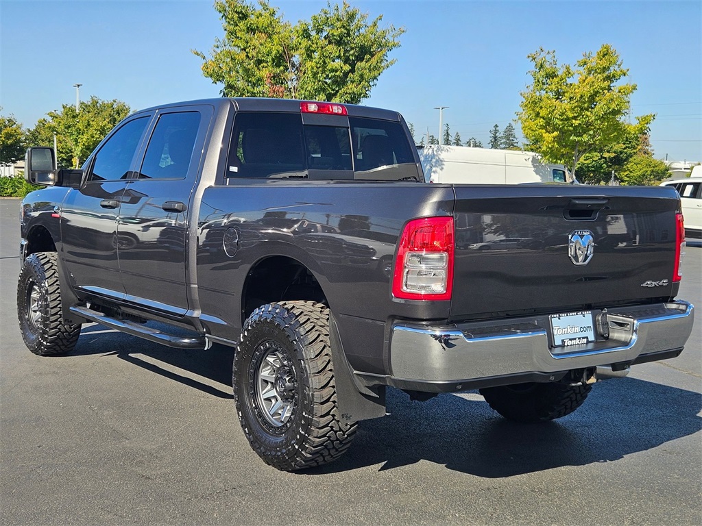 2024 Ram 2500 Tradesman photo 3