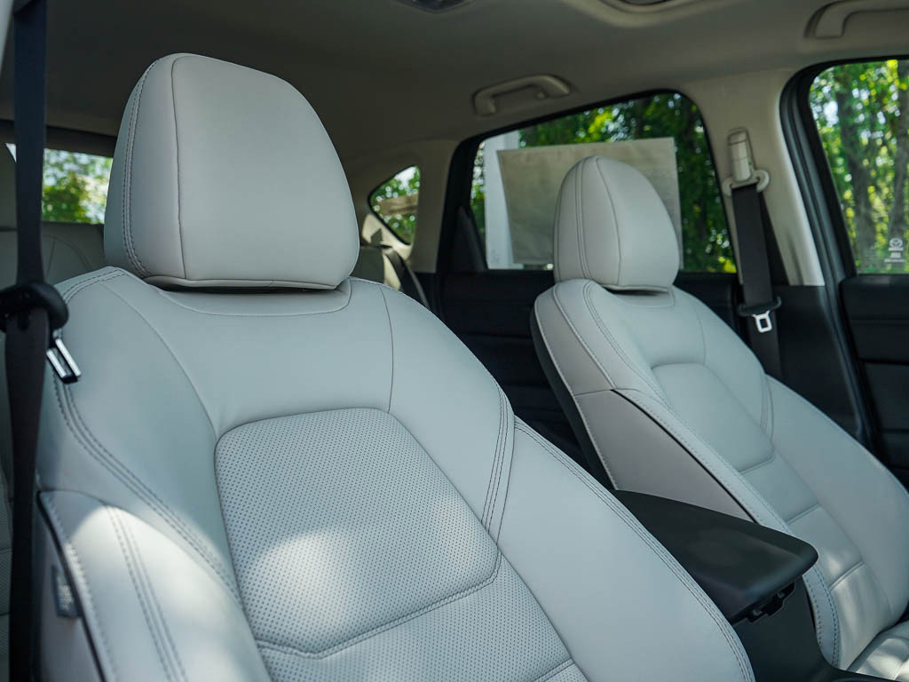 2025 Mazda CX-5 2.5 S Preferred photo 11