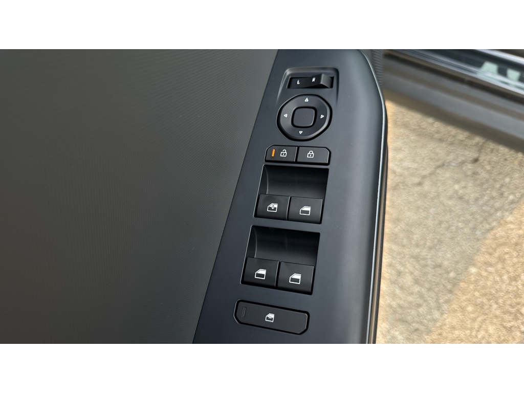 2025 Kia K4 LXS photo 18