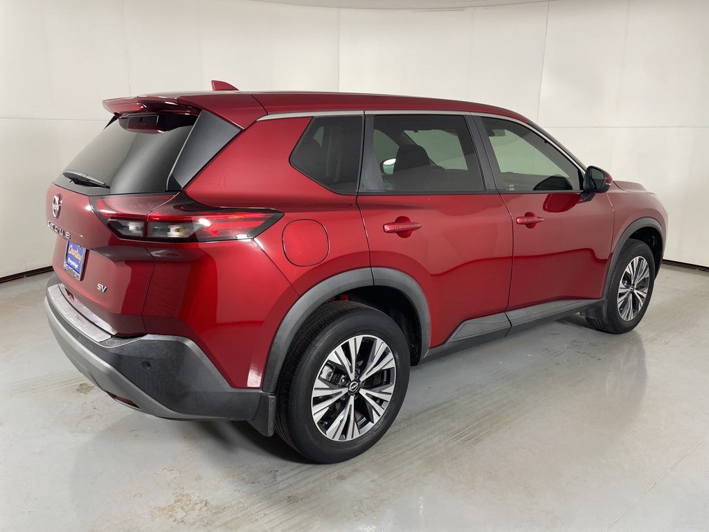 2022 Nissan Rogue SV photo 8