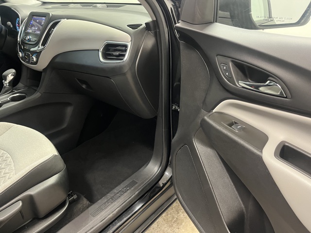 2024 Chevrolet Equinox LS photo 16