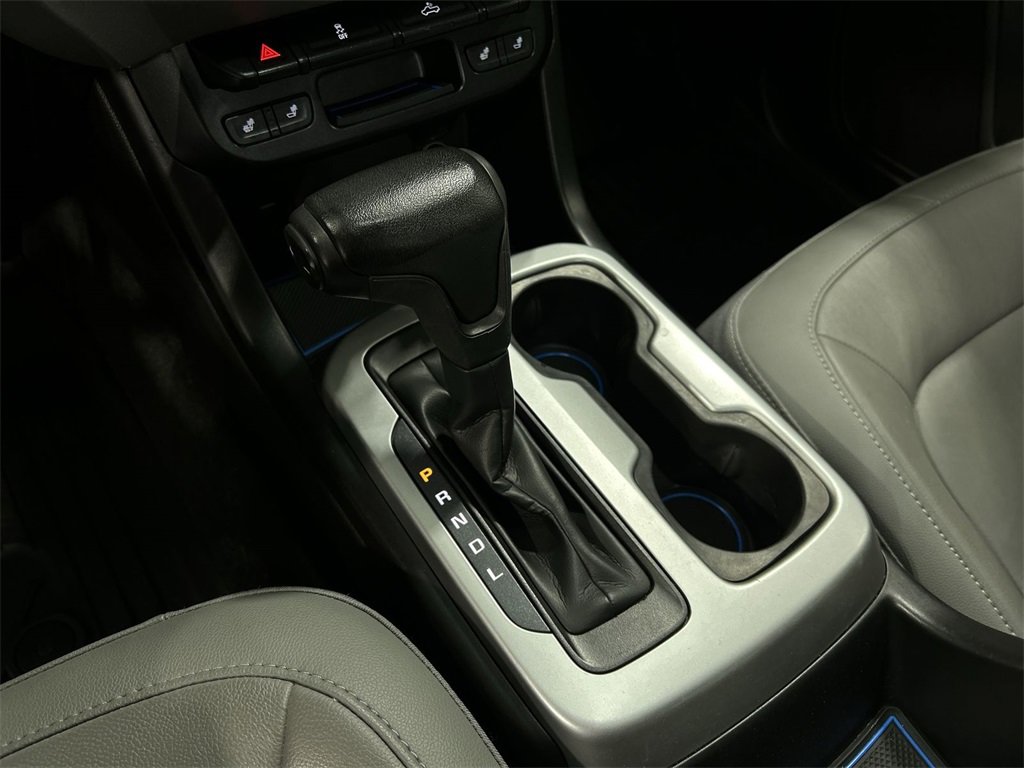 2018 Chevrolet Colorado LT photo 18