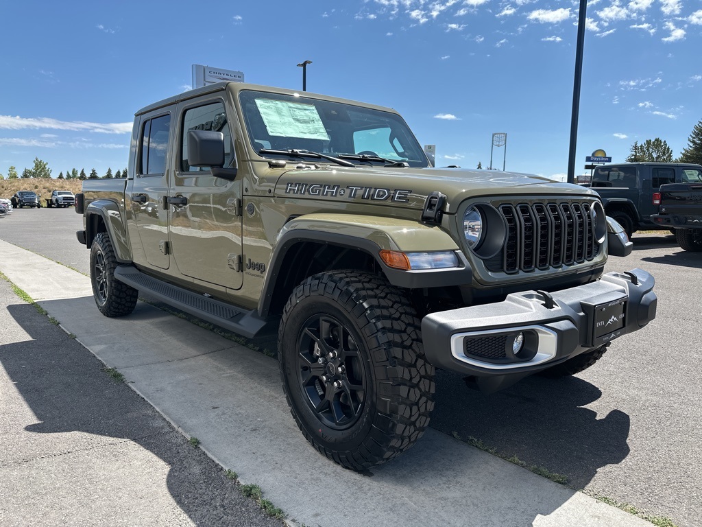 2025 Jeep Gladiator Sport photo 3