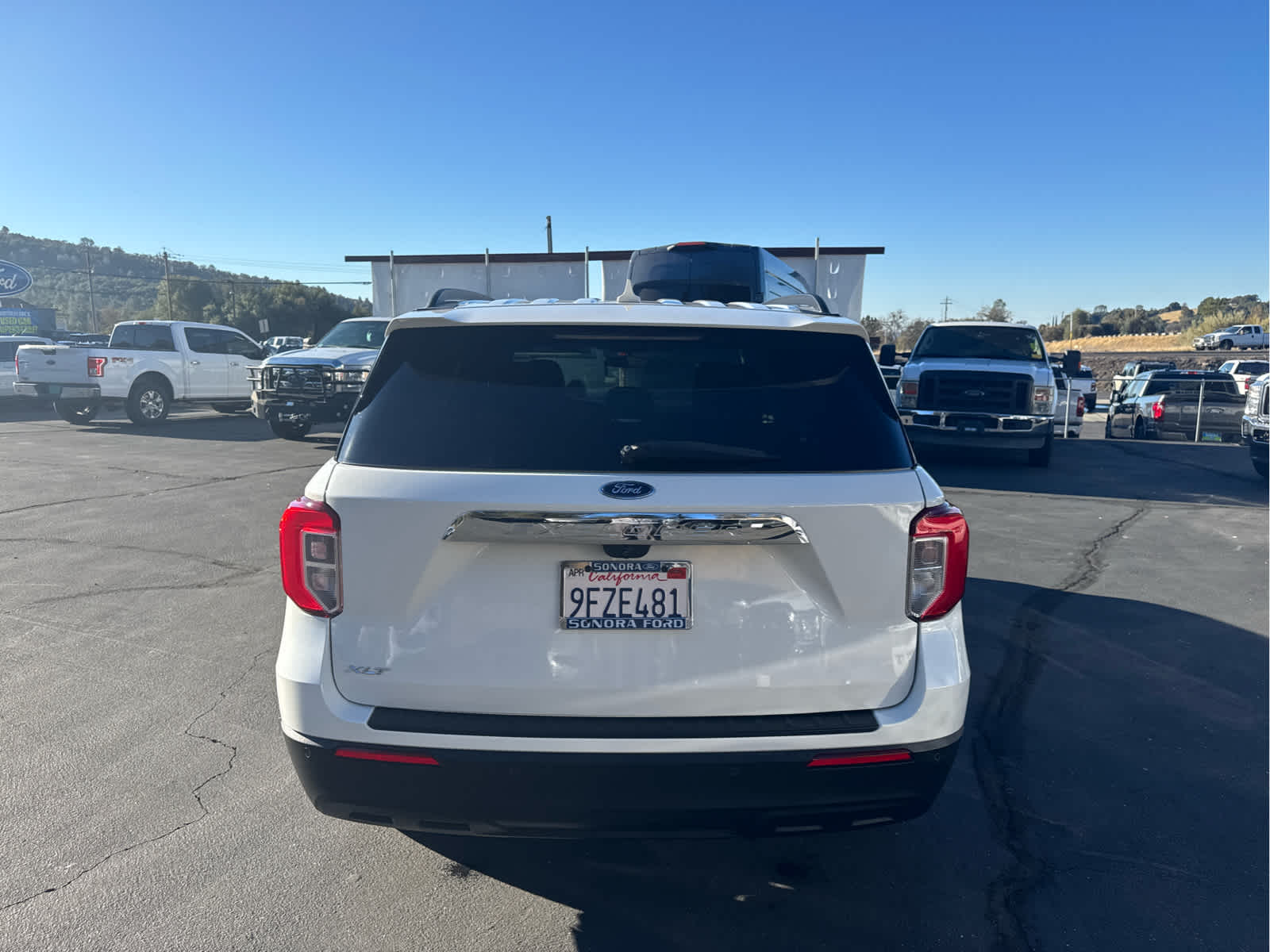 2022 Ford Explorer XLT photo 3