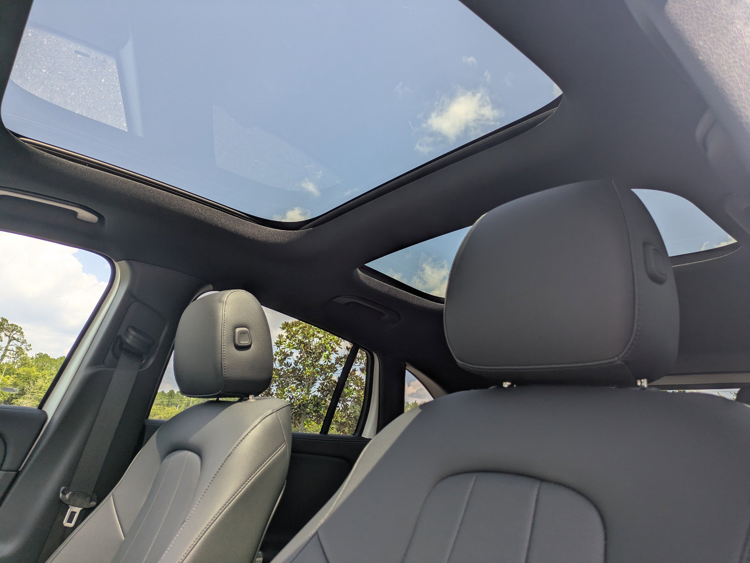 2026 Mercedes Benz GLA 250 4MATIC photo 4