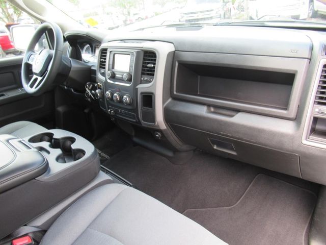 2022 Ram 1500 Classic Tradesman photo 9