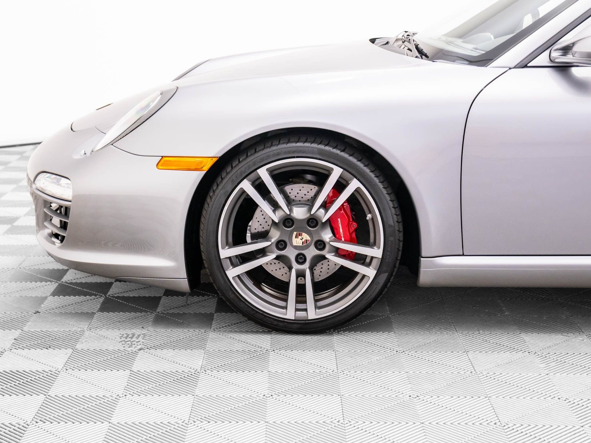 2012 Porsche 911 S Cabriolet photo 37