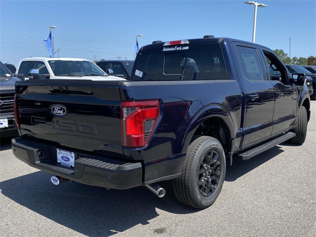2025 Ford F-150 XLT photo 2