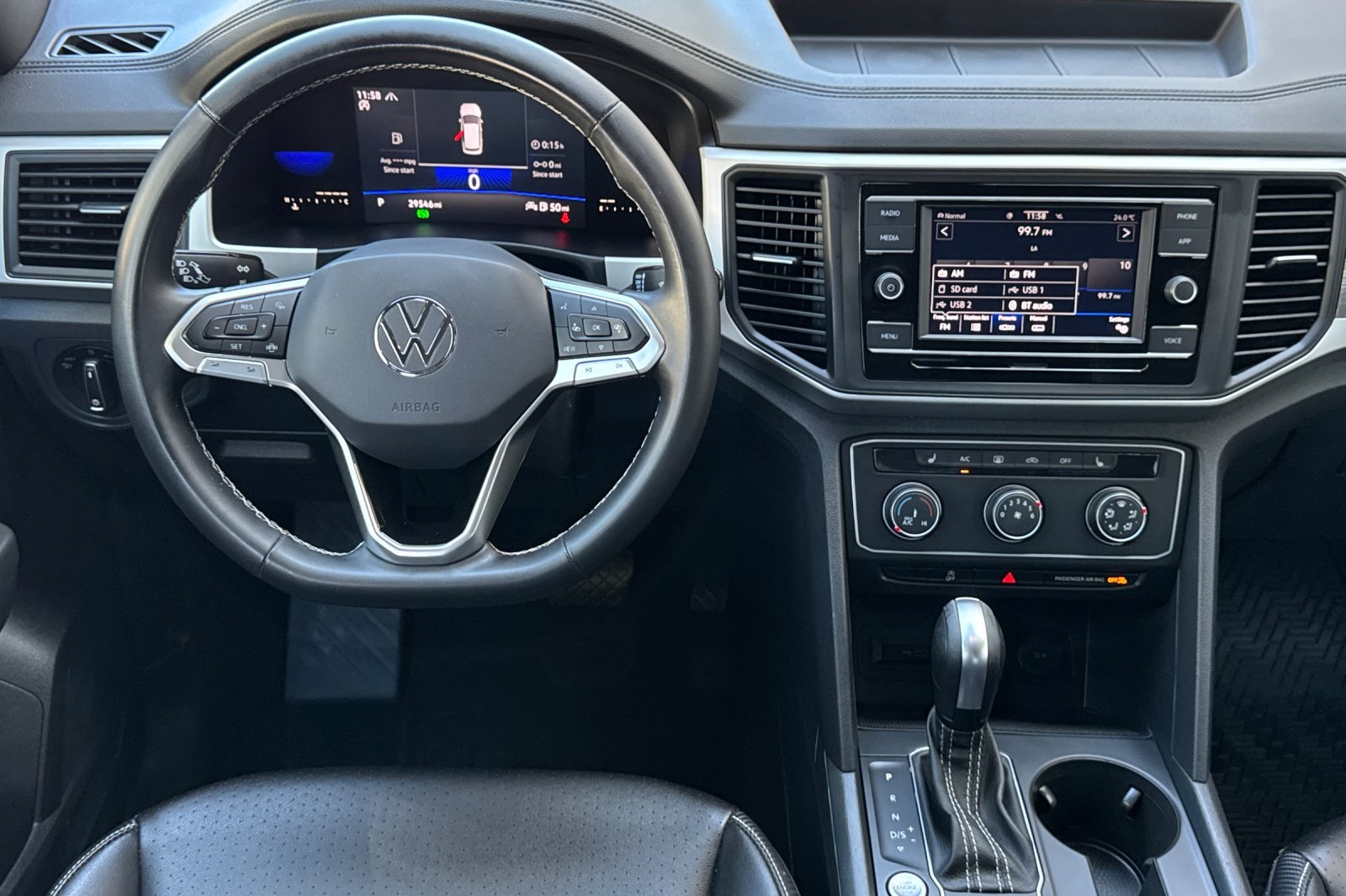 2022 Volkswagen Atlas Cross Sport SE photo 14