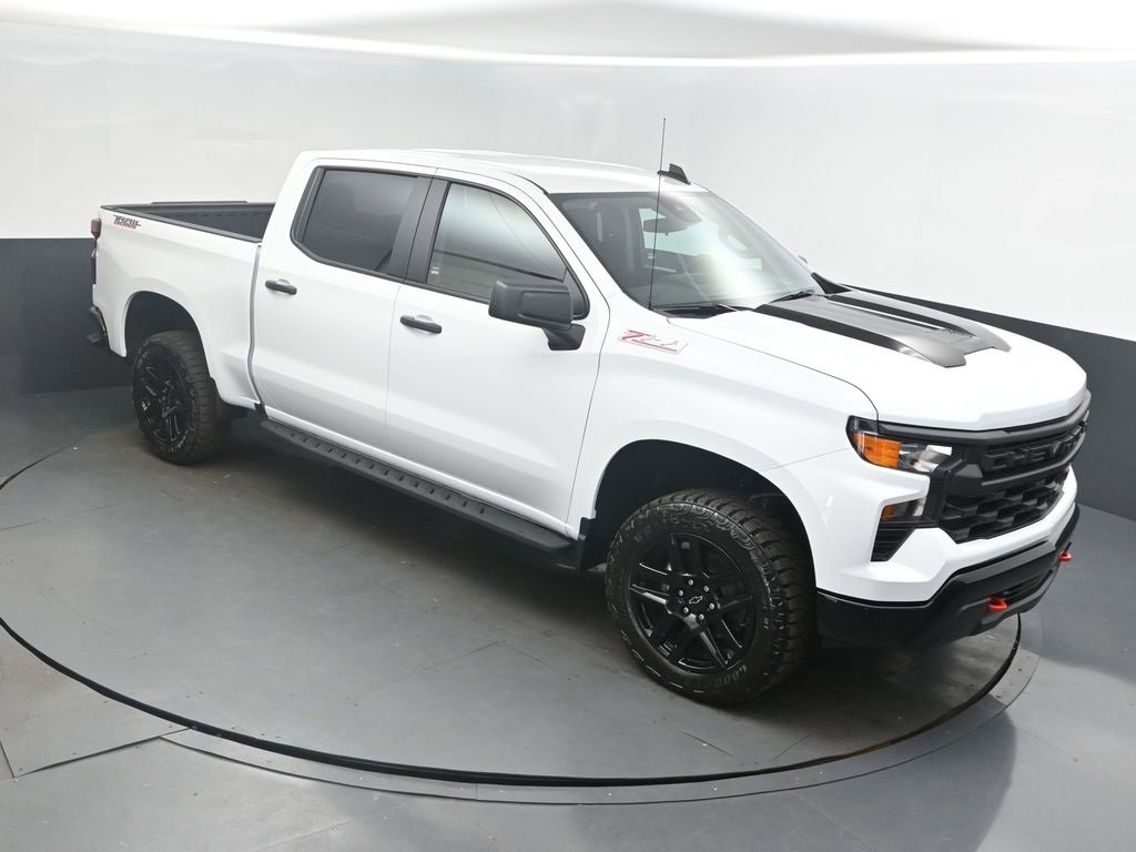 2026 Chevrolet Silverado Custom's photo