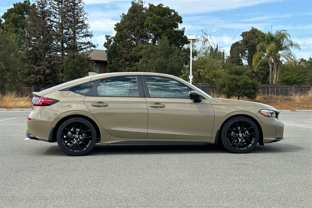 2026 Honda Civic Sport Hatchback photo 3