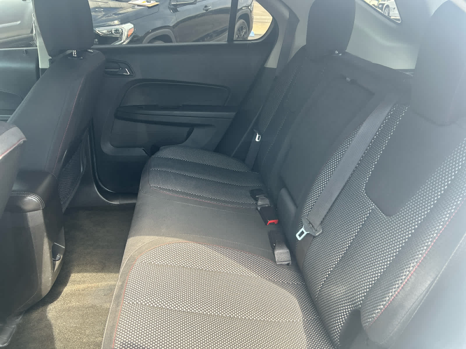 2017 Chevrolet Equinox LT photo 19