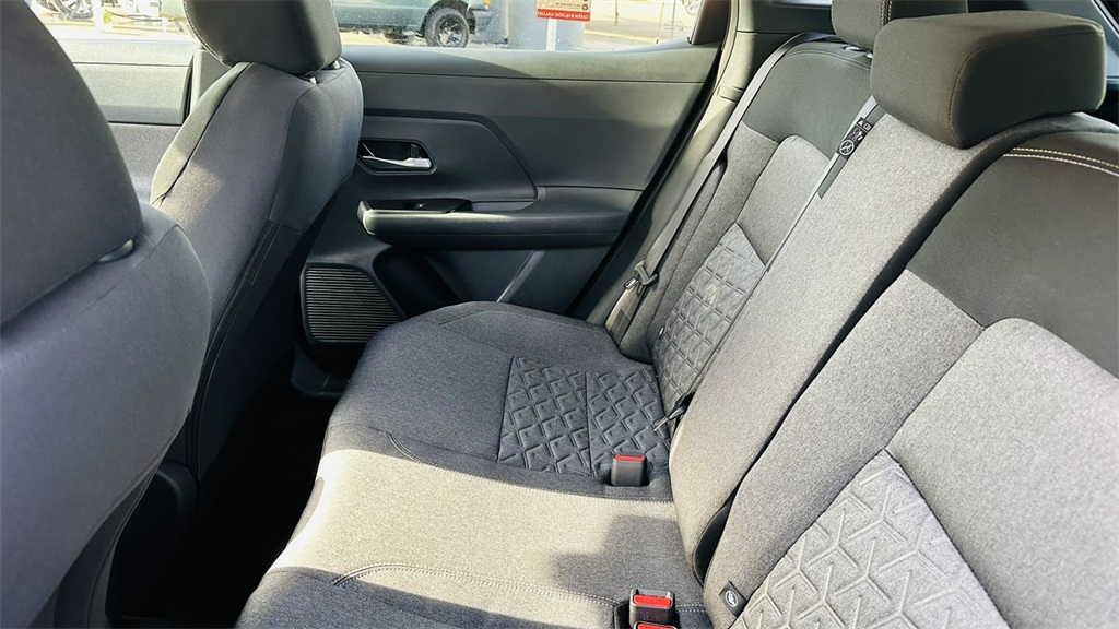 2026 Nissan Kicks SV photo 23