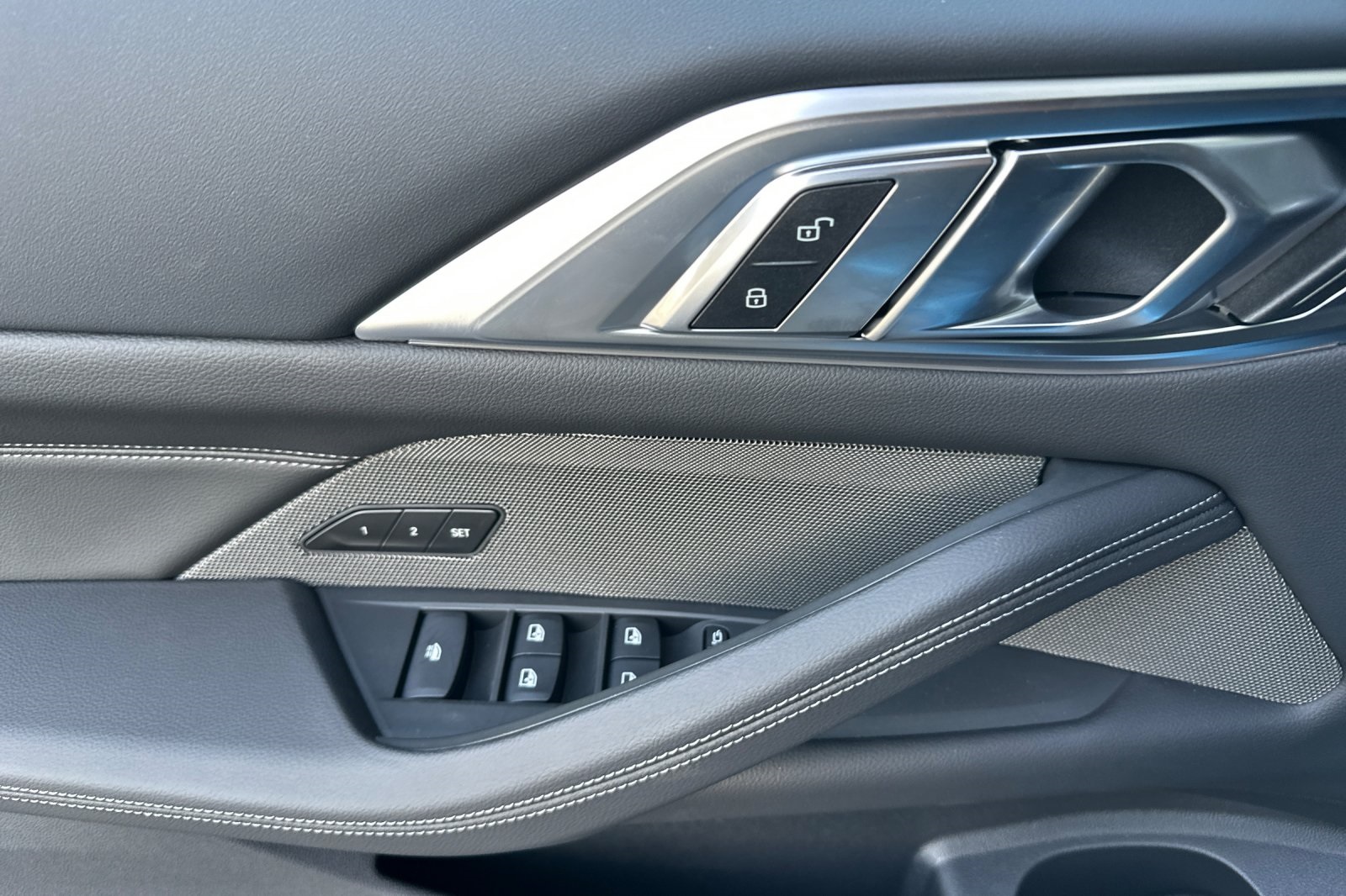 2026 Bmw 430i photo 8