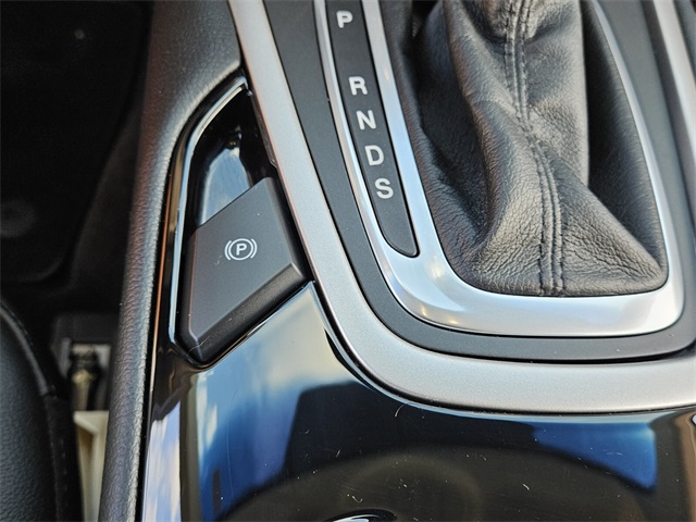 2017 Ford Edge SEL photo 21