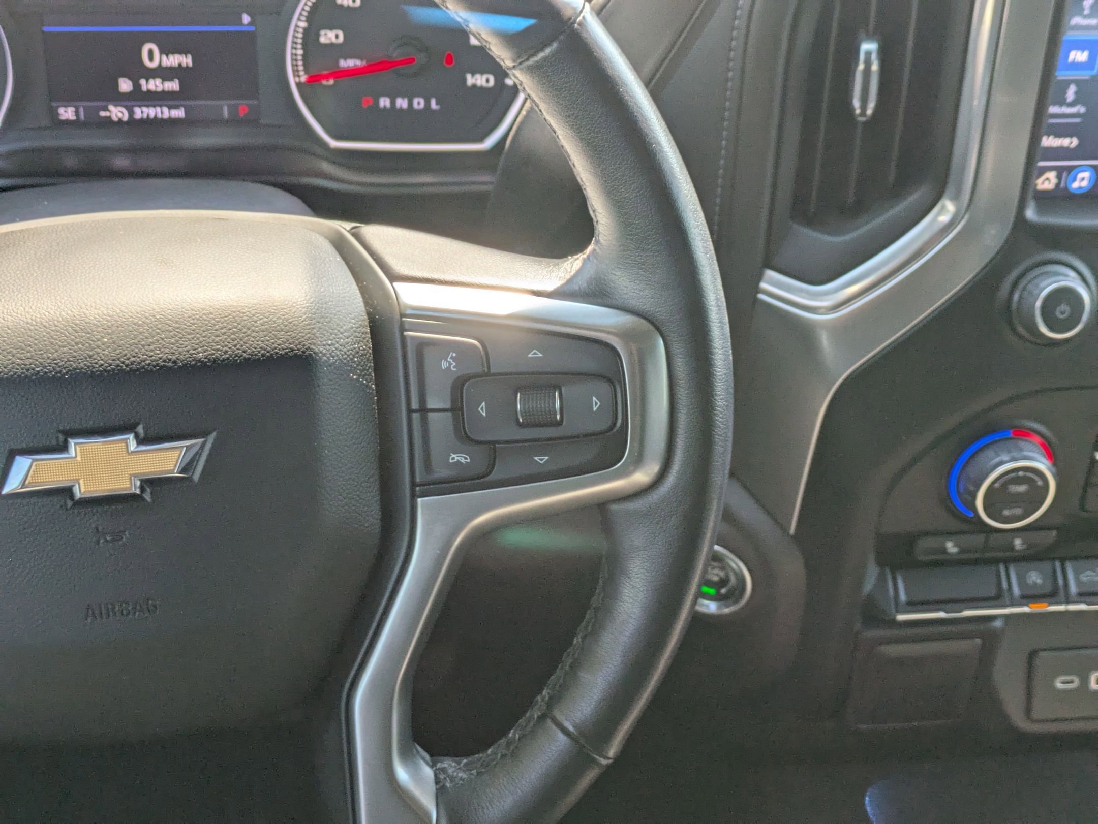 2021 Chevrolet Silverado 1500 LT photo 23