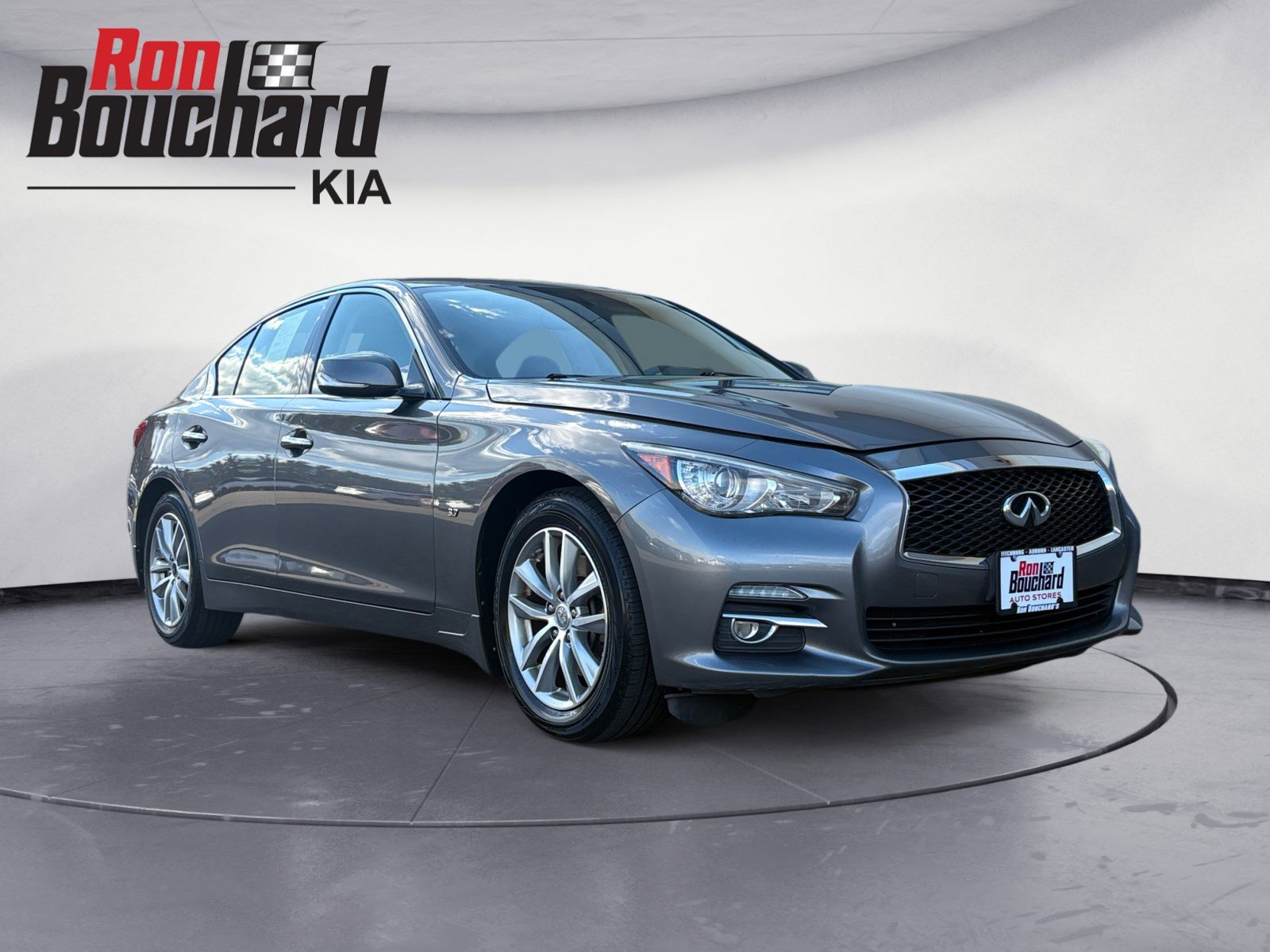 2015 INFINITI Q50 Premium