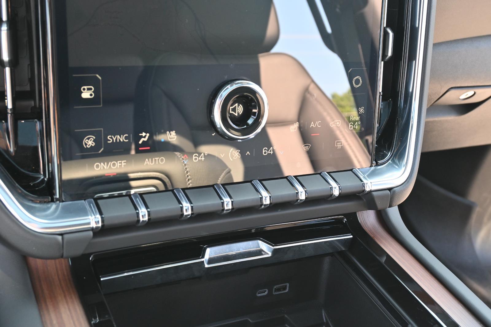 2025 Gmc Yukon XL Denali photo 23