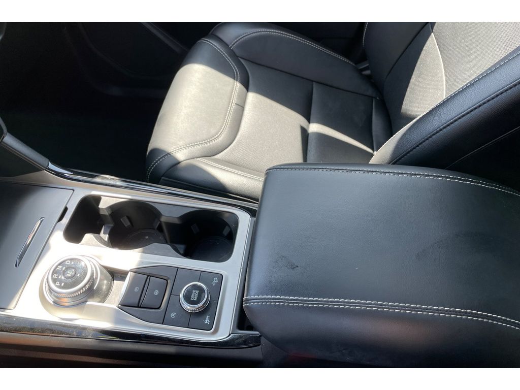 2023 Ford Explorer ST photo 33