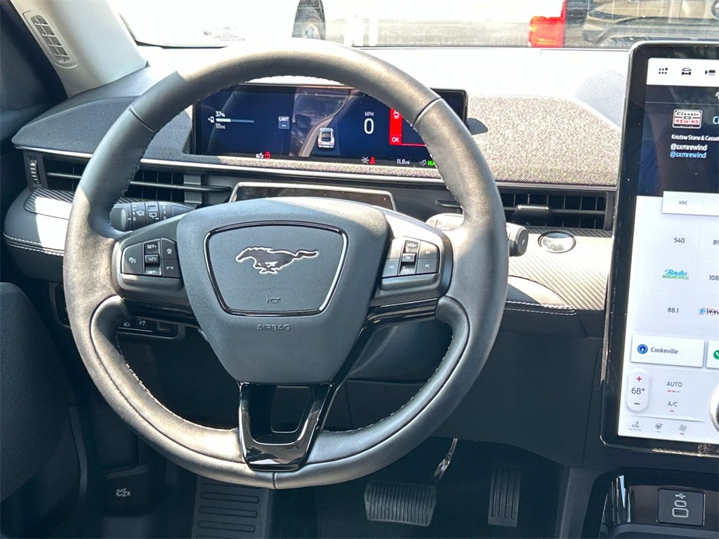2025 Ford Mustang Mach-E Select photo 12