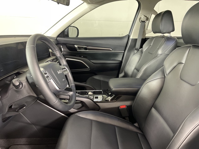 2025 Kia Telluride S photo 18