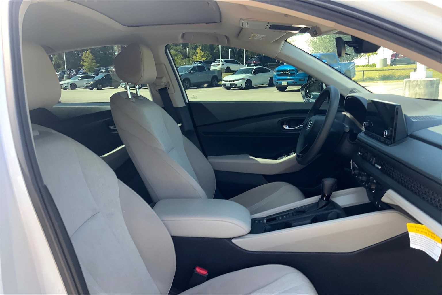 2024 Honda Accord EX photo 6