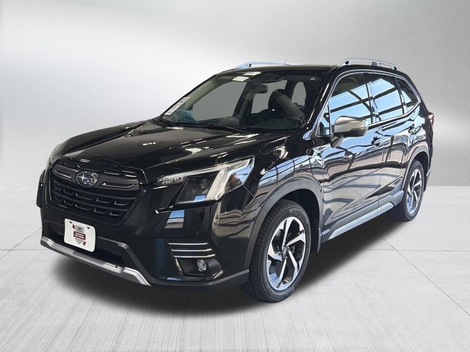 2024 Subaru Forester Touring photo 2