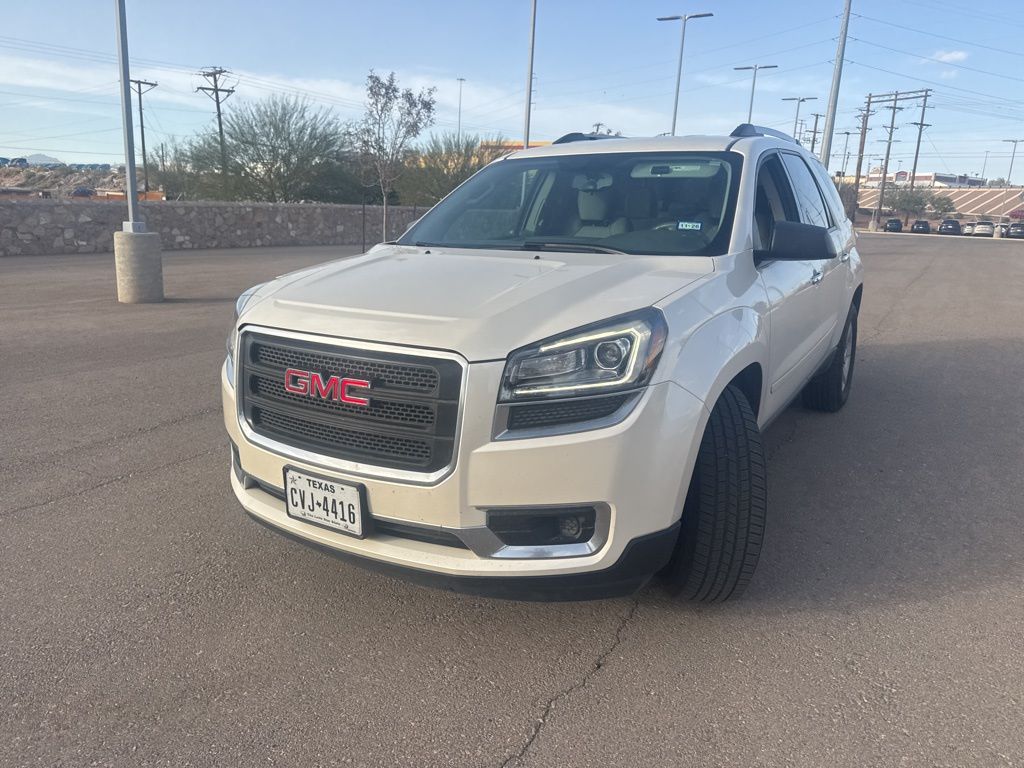 2014 Gmc Acadia SLE photo 2