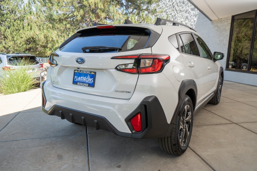 2025 Subaru Crosstrek Premium photo 2