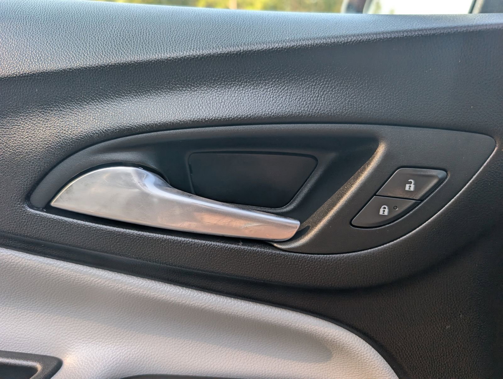 2024 Chevrolet Equinox LS photo 26