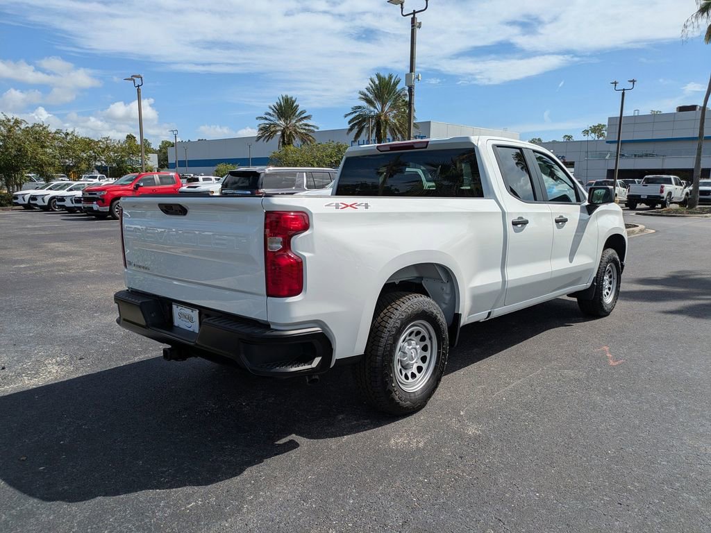 2026 Chevrolet Silverado 1500 photo 4