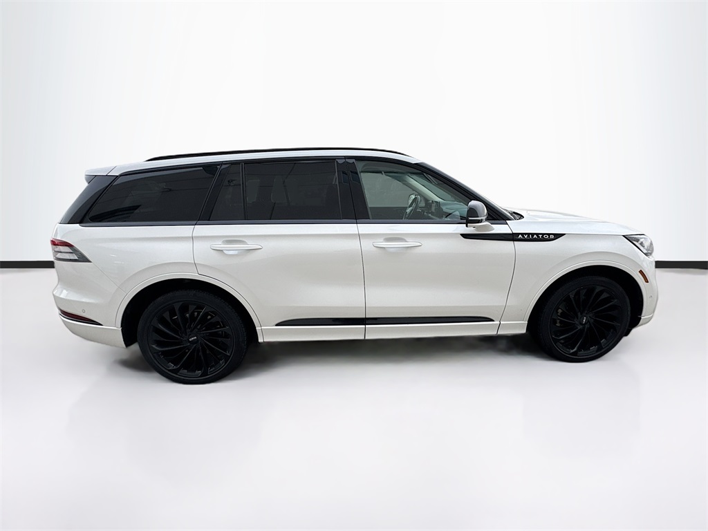2023 Lincoln Aviator Reserve photo 4