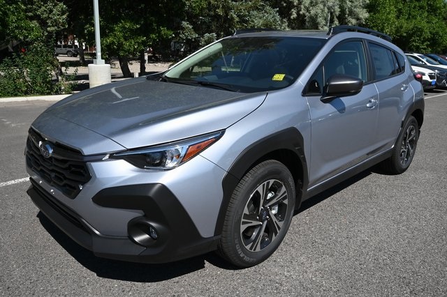 2025 Subaru Crosstrek Premium photo 9