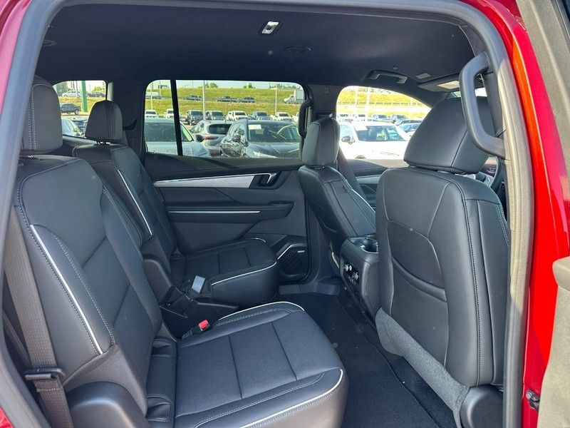 2026 Buick Enclave Preferred photo 5