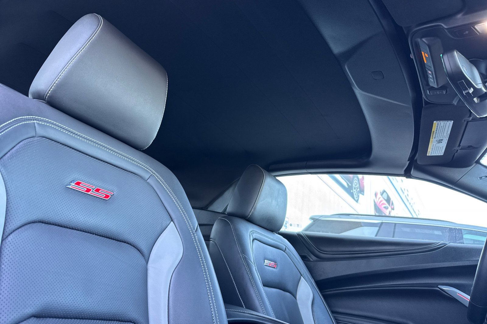 2019 Chevrolet Camaro 2SS photo 18
