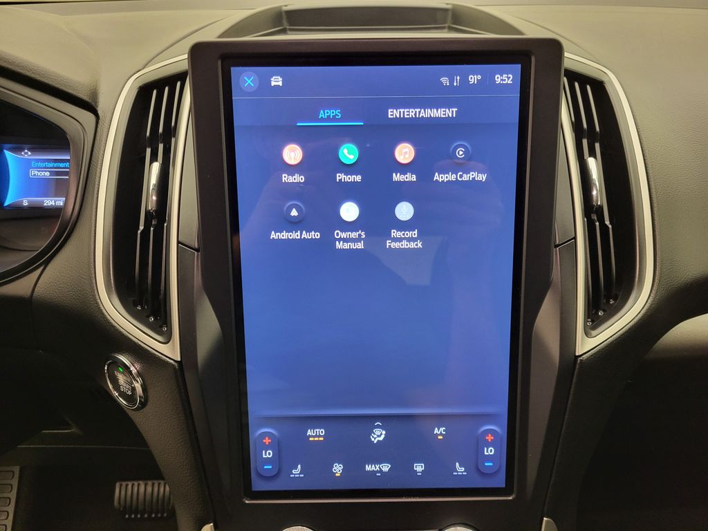 2024 Ford Edge SEL photo 8