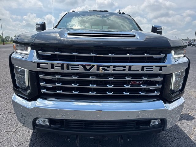 2022 Chevrolet Silverado 2500HD LTZ photo 2