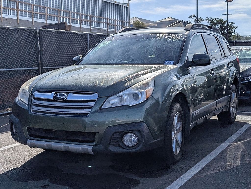 2013 Subaru Outback 3.6R Limited photo 4