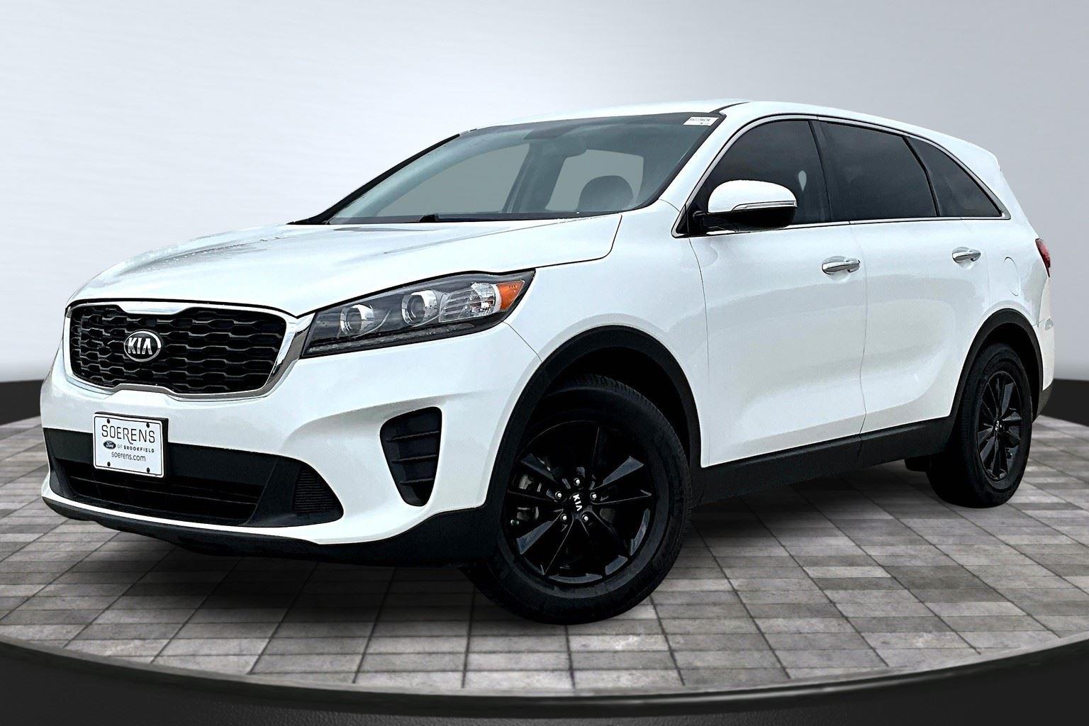 Used 2019 Kia Sorento LX with VIN 5XYPG4A35KG513073 for sale in Brookfield, WI