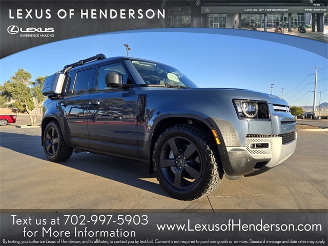 2023 Land Rover Defender SE